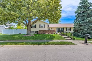 270 Evergreen Dr, Springboro, OH 45066 - Photo 2