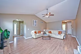 130 Regatta Dr, New Richmond, OH 45157 - Photo 2