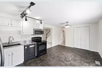 7297 Birchwood Drive, West Chester, OH 45069 - Photo 8