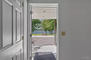 1189 Pennsylvania St, Aberdeen, OH 45101 - Photo 2