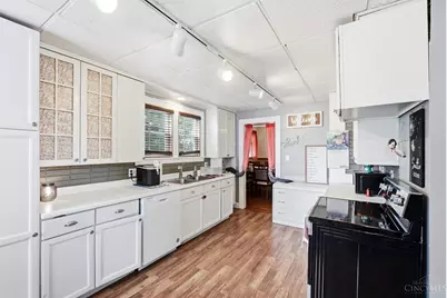 1209 Joe Nuxhall Boulevard, Hamilton, OH 45011 - Photo 18