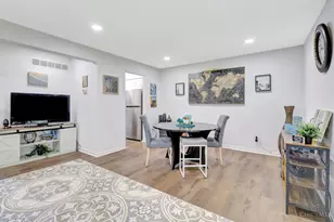 9441 Colegate Way, West Chester, OH 45011 - Photo 8