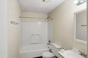 11657 Pippin Rd, Cincinnati, OH 45231 - Photo 10