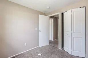 11657 Pippin Rd, Cincinnati, OH 45231 - Photo 8