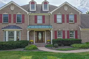 11715 Kemper Woods Dr, Symmes Township, OH 45249 - Photo 2