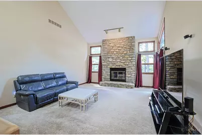 116 Bentwood Court, Blue Ash, OH 45241 - Photo 4