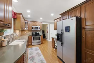5303 W Dalton Dr, Fairfield, OH 45014 - Photo 10