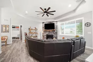 5409 Rentschler Estates Dr, Fairfield Township, OH 45011 - Photo 14