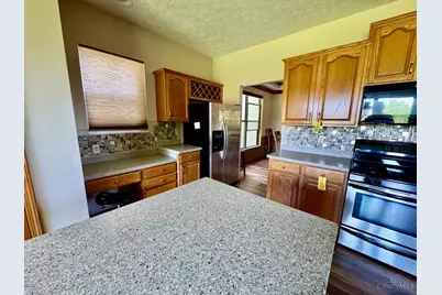 587 Westwynd Circle, Wilmington, OH 45177 - Photo 12