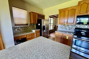 587 Westwynd Cir, Wilmington, OH 45177 - Photo 12