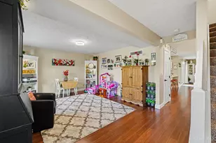 693 Mockingbird Ln, Union Township, OH 45244 - Photo 12