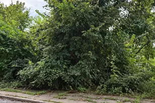 1621 Tremont St, Cincinnati, OH 45214 - Photo 1