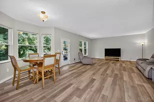 1206 E Glen Echo Ln, Miami Township, OH 45140 - Photo 10