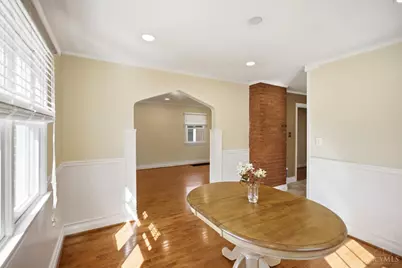 3320 N Sterling Way, Cincinnati, OH 45209 - Photo 10
