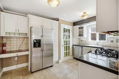 3320 N Sterling Way, Cincinnati, OH 45209 - Photo 14