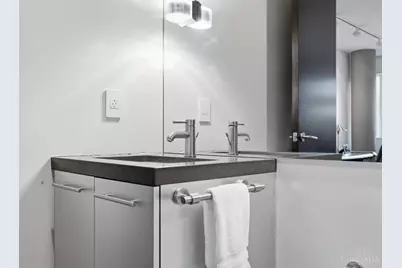 2801 Erie Avenue #302, Cincinnati, OH 45208 - Photo 24