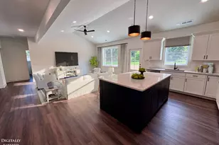 9429 Arrowhead Ln, Washington Township, OH 45113 - Photo 8