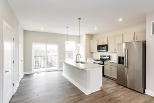 2611 May St, Cincinnati, OH 45206 - Photo 4