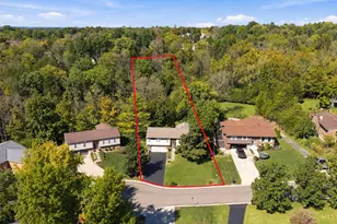 5580 Seville Ct, Green Township, OH 45247 - Photo 4