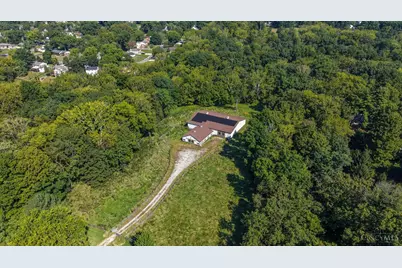 8505 Fox Cub Lane, Indian Hill, OH 45243 - Photo 24