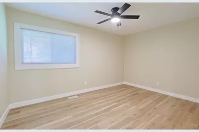 1492 Rolling Knoll Drive, Goshen, OH 45140 - Photo 14