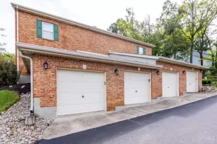 5471 Asbury Lake Dr, Green Township, OH 45247 - Photo 36