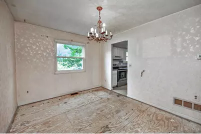 12145 Kenn Road, Springdale, OH 45240 - Photo 16