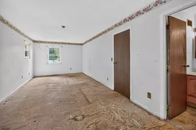 12145 Kenn Road, Springdale, OH 45240 - Photo 32
