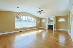 6508 Canastota Dr, Fairfield Township, OH 45011 - Photo 8