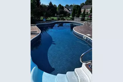 4250 English Oaks Court, Union Township, OH 45103 - Photo 8