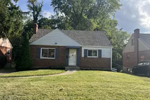 3921 Cedarwood Pl, Silverton, OH 45213 - Photo 1