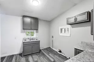 427 N 7th St, Hamilton, OH 45011 - Photo 8