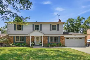 10707 Stargate Ln, Springfield Township, OH 45240 - Photo 2
