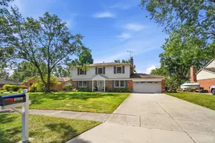 10707 Stargate Ln, Springfield Township, OH 45240 - Photo 1