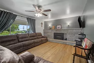 3871 W Elkton Rd, Wayne Township, OH 45011 - Photo 10