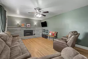 3871 W Elkton Rd, Wayne Township, OH 45011 - Photo 8