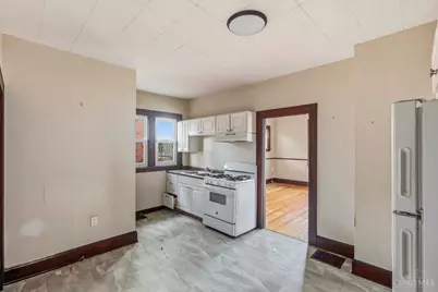 1633 Dallas Avenue, Cincinnati, OH 45239 - Photo 12