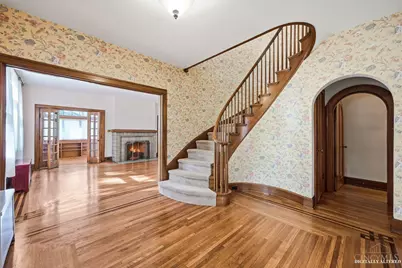 6235 Orchard Lane, Cincinnati, OH 45213 - Photo 4