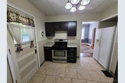 1614 Springlawn Avenue, Cincinnati, OH 45223 - Photo 10