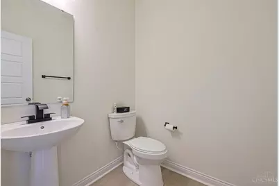 6023 Falconway Court, Green Township, OH 45247 - Photo 34