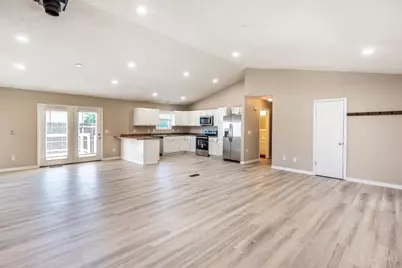 94 Fawn Lane, Blanchester, OH 45107 - Photo 6