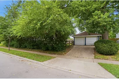 5300 Stewart Avenue, Cincinnati, OH 45227 - Photo 2