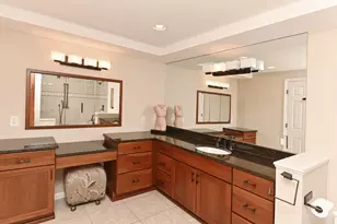 2444 Madison Rd, Cincinnati, OH 45208 - Photo 32