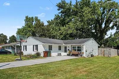 855 Mohican Drive, Loveland, OH 45140 - Photo 2
