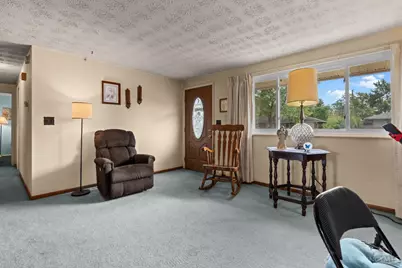 7845 Harshmanville Road, Huber Heights, OH 45424 - Photo 8