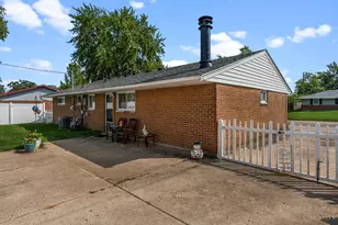 7845 Harshmanville Rd, Huber Heights, OH 45424 - Photo 6