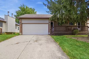 14 Music Cir, Springboro, OH 45066 - Photo 2