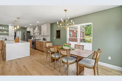 3834 Petoskey Avenue, Mariemont, OH 45227 - Photo 16