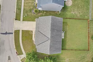 3122 Village View Ln, Hamilton Township, OH 45152 - Photo 12