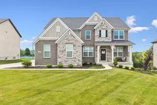 105 Shyla Ct, Monroe, OH 45050 - Photo 1